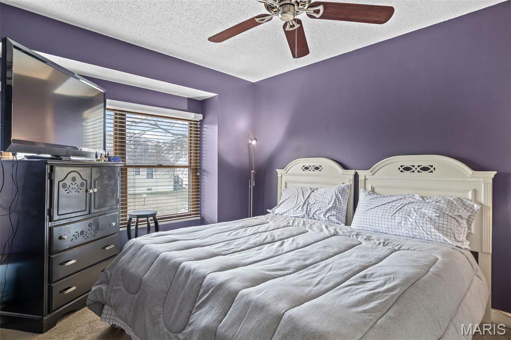 5527 Pierre Court St. Louis, MO 63128 - Photo 18 of 34