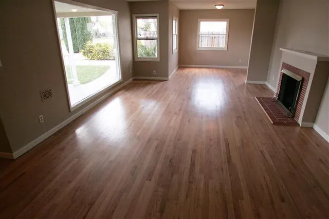 $489,950 | 709 South Lee Avenue, Lodi, CA 95240