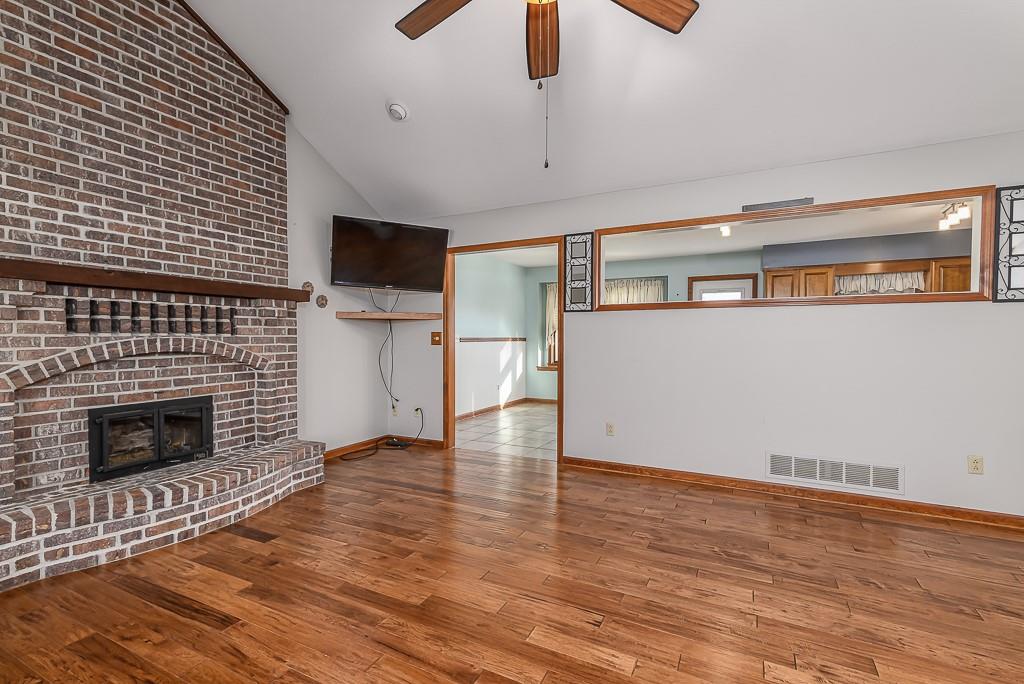 20230 168th Street Basehor, KS 66007 - Photo 6 of 43