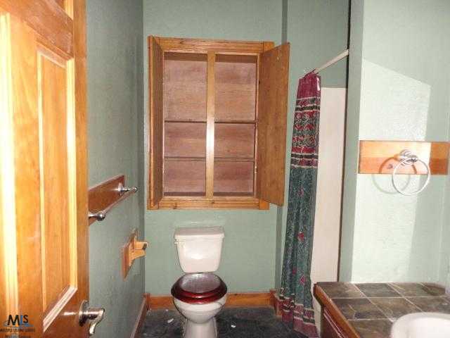 7135 Vincent Road Croswell, MI 48422 - Photo 12 of 24 31139633-11.JPG