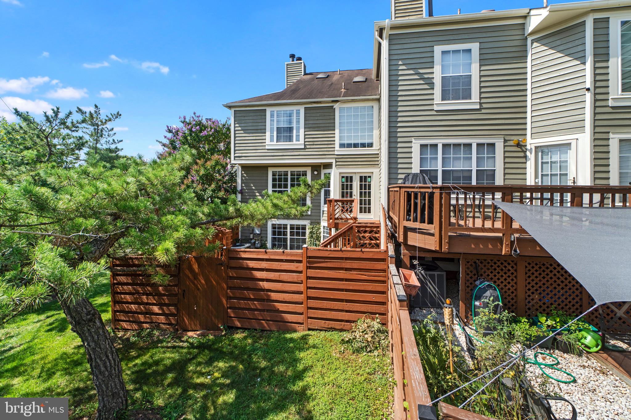 21163 Crocus Terrace Ashburn, VA 20147 - Photo 28 of 33