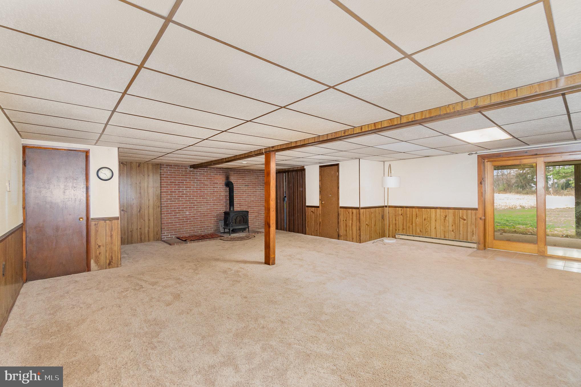 1528 Linden Road Chambersburg, PA 17202 - Photo 18 of 29 Gallery Image 18