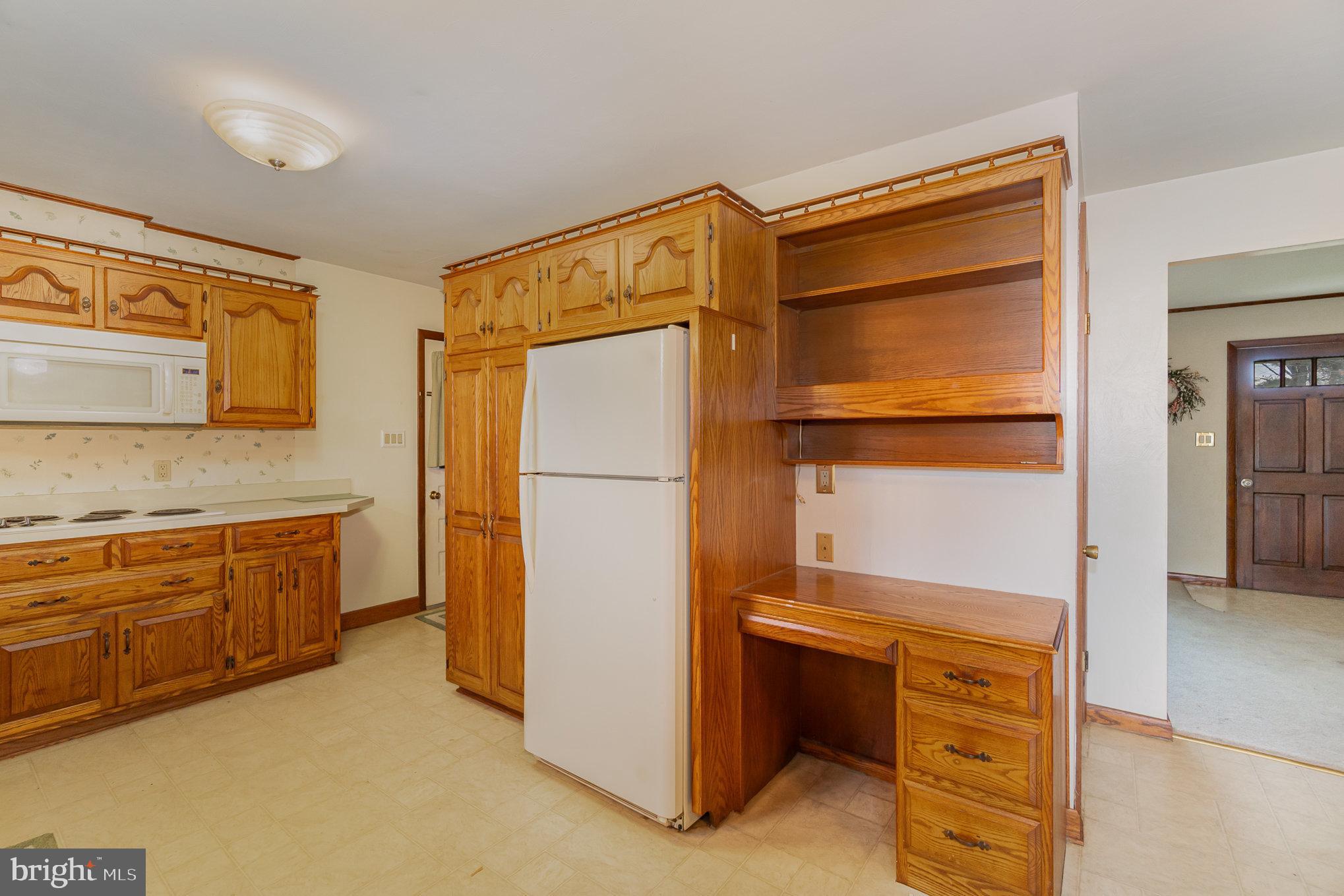 1528 Linden Road Chambersburg, PA 17202 - Photo 4 of 29 Gallery Image 4