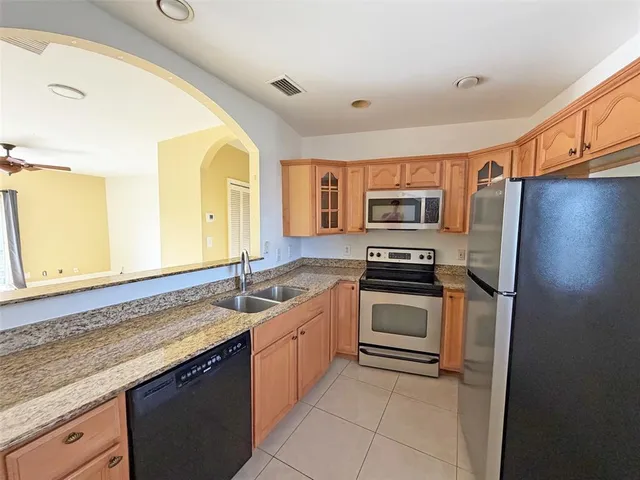 $2,350 | 5601 Northwest 2nd Avenue, Unit 325, Boca Raton, FL 33487