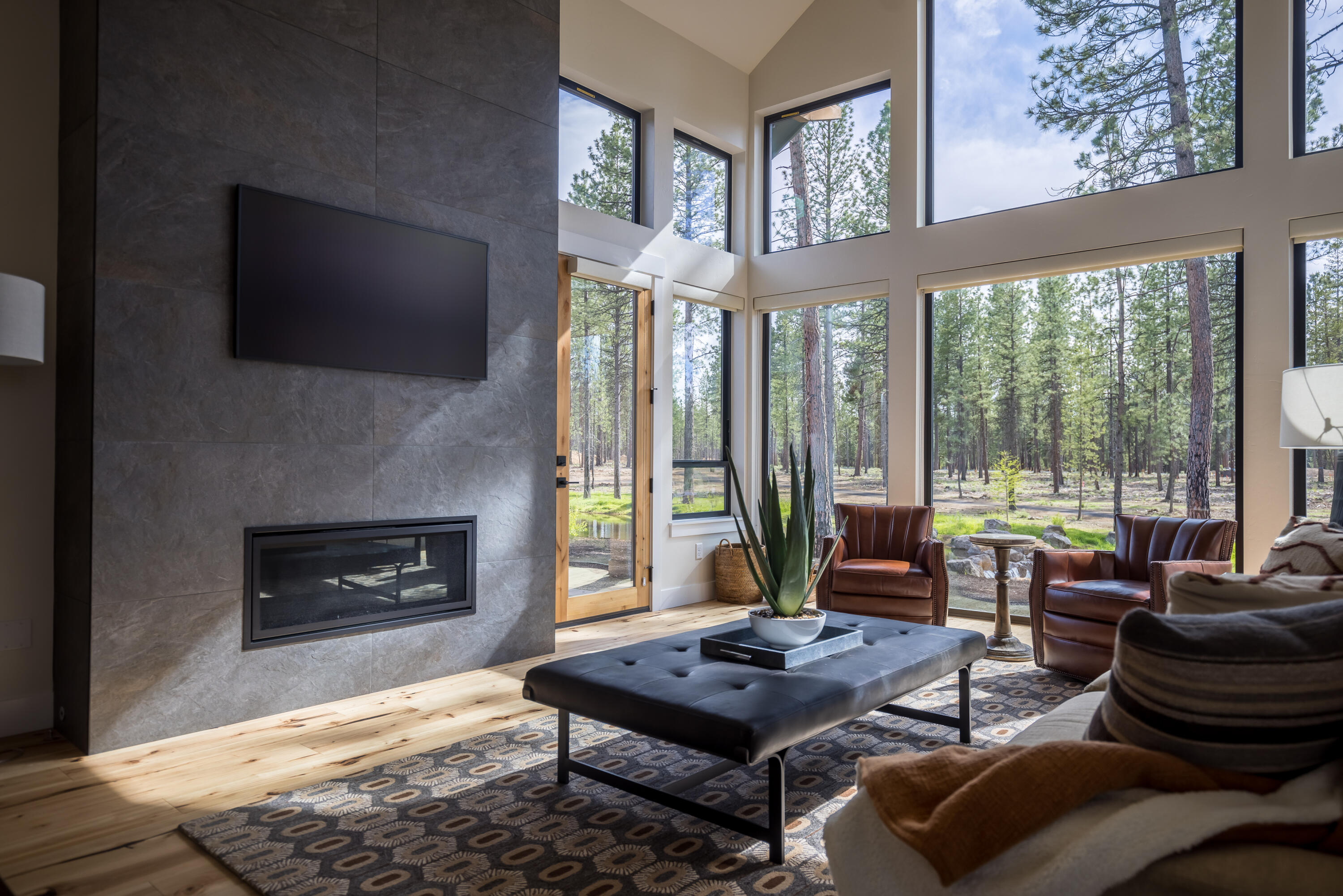 18209 Forestbrook Loop, Unit 20 Bend, OR 97707 - Photo 4 of 55 Modern Gas Fireplace