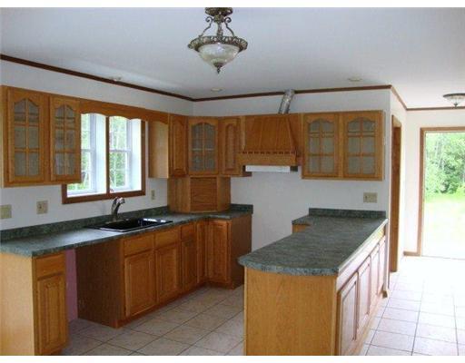 55 Trolley Line Madison, ME 04950 - Photo 3 of 17 Kitchen.