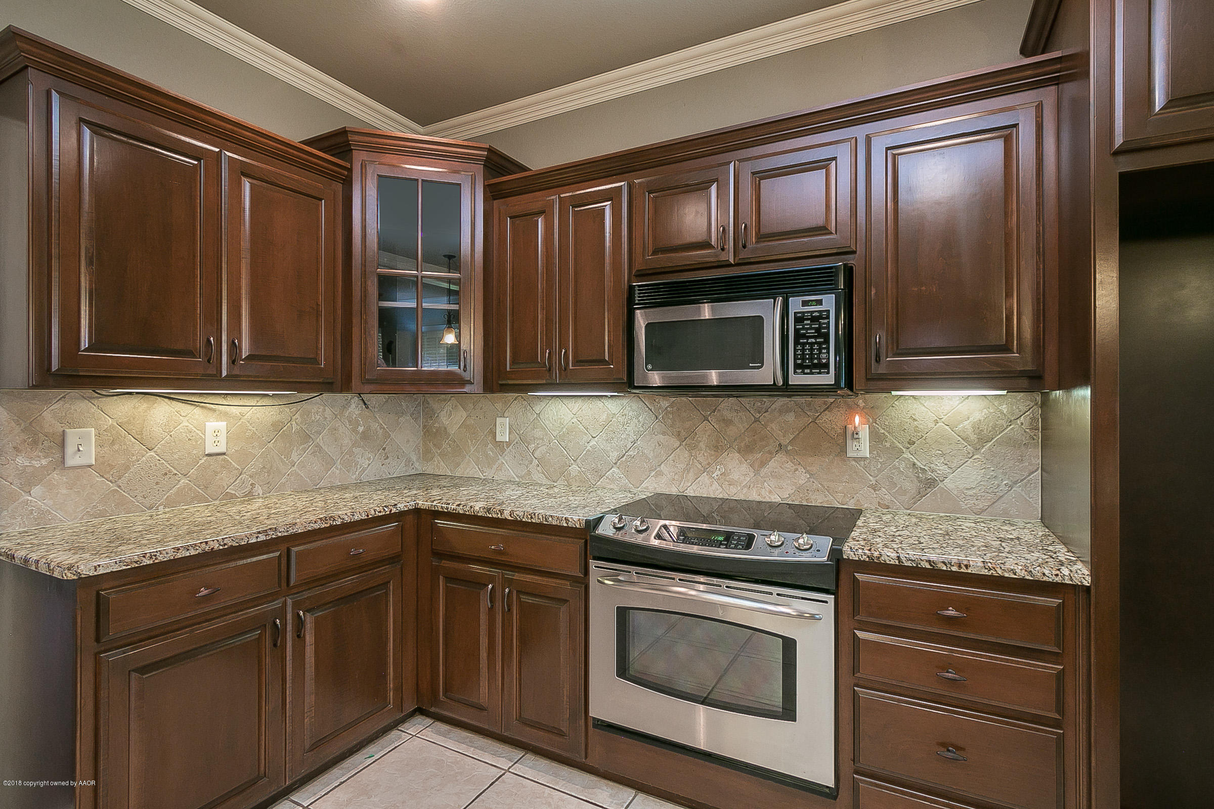 19501 Winding River Road Amarillo, TX 79119 - Photo 15 of 47 Kitchen 3