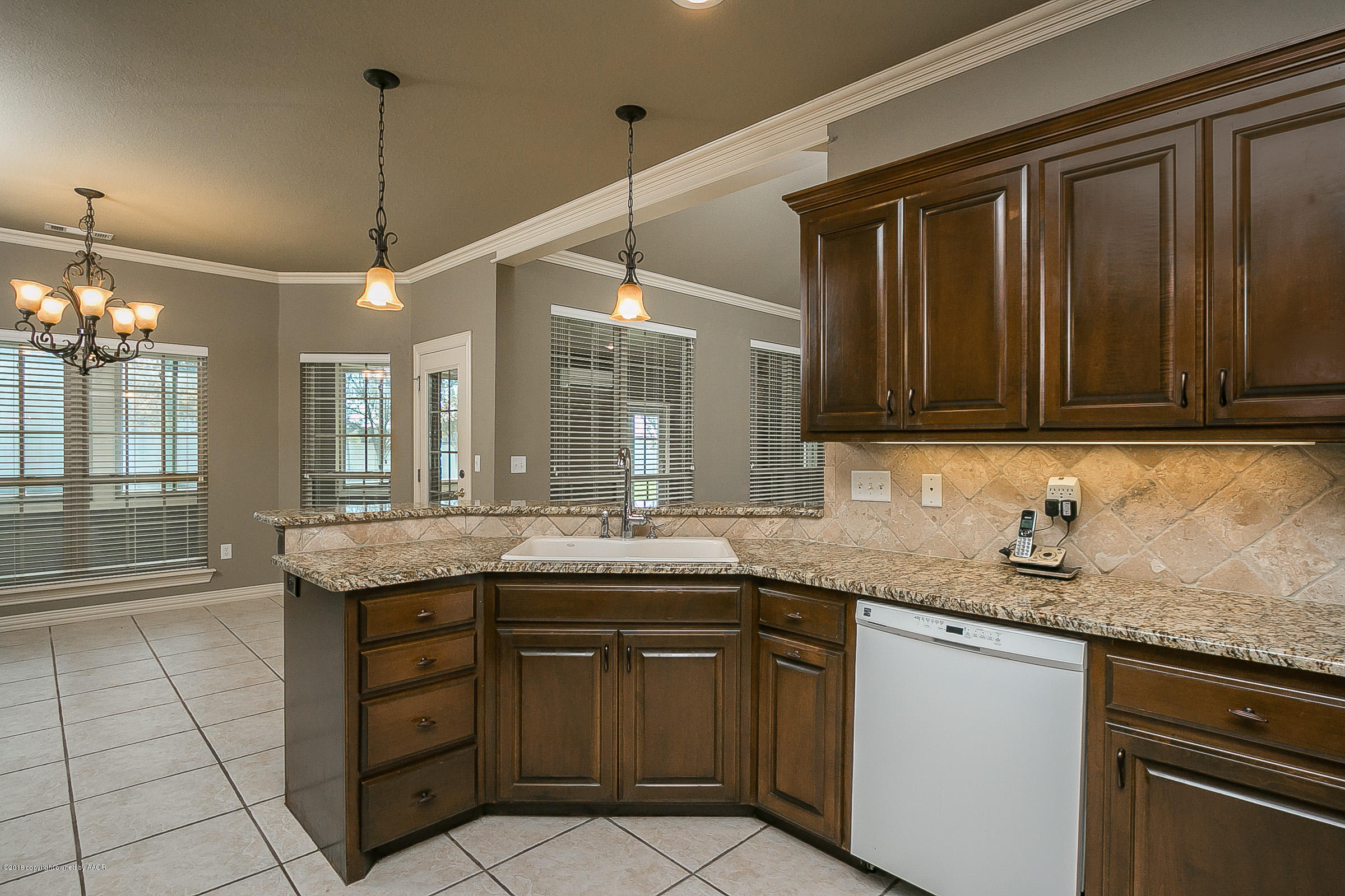 19501 Winding River Road Amarillo, TX 79119 - Photo 16 of 47 Kitchen 4