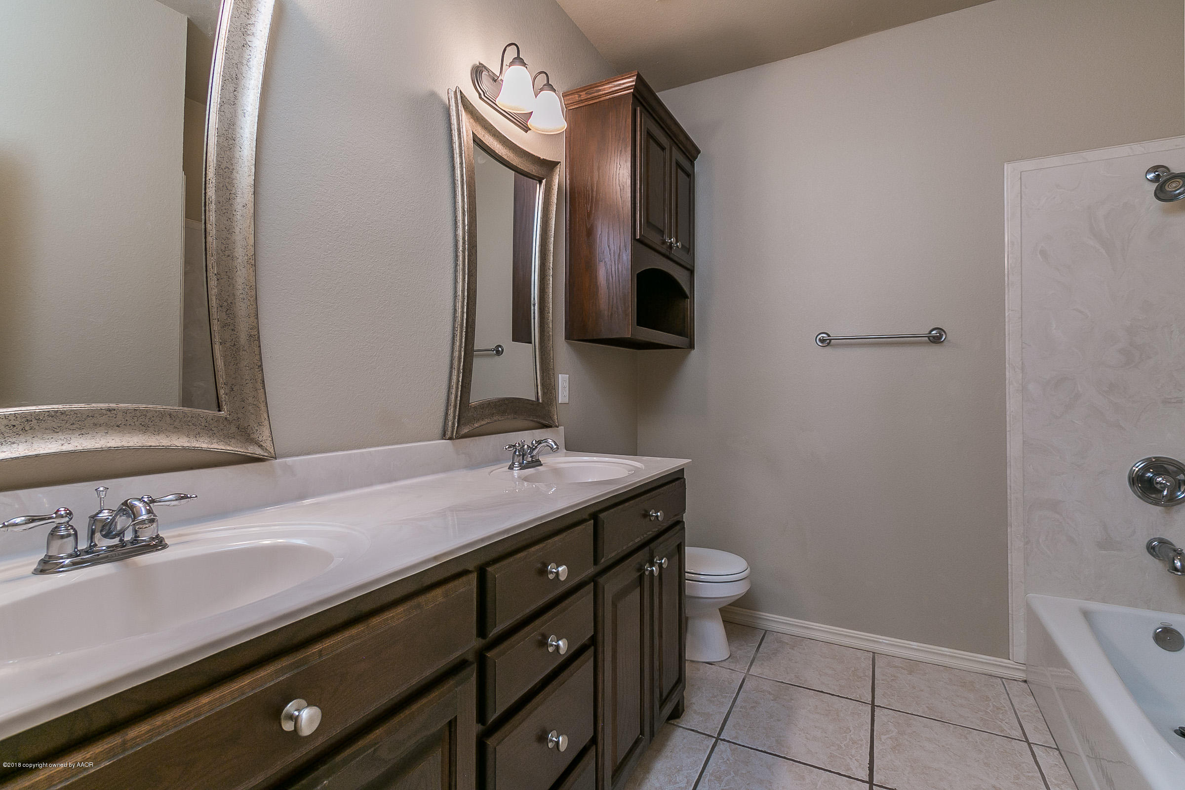 19501 Winding River Road Amarillo, TX 79119 - Photo 28 of 47 Bathroom 2