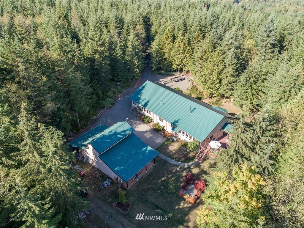 955 McCrorie Road Port Angeles, WA 98362 - Photo 2 of 25 Gallery Image 2