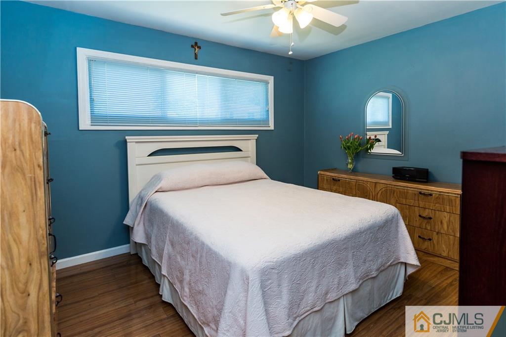 20 Rosewood Road Edison, NJ 08817 - Photo 11 of 24 Gallery Image 11