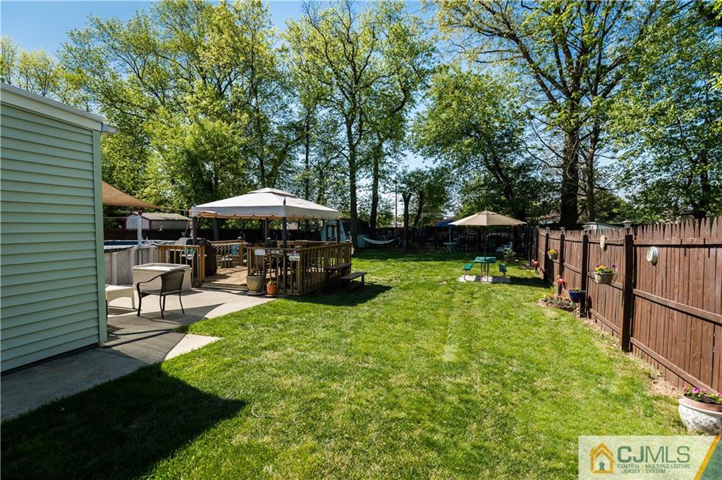 20 Rosewood Road Edison, NJ 08817 - Photo 15 of 24 Gallery Image 15