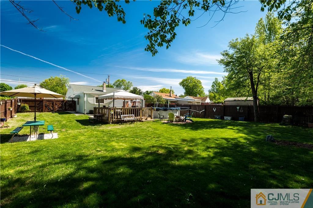 20 Rosewood Road Edison, NJ 08817 - Photo 18 of 24 Gallery Image 18