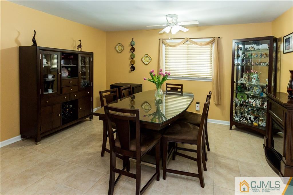 20 Rosewood Road Edison, NJ 08817 - Photo 9 of 24 Gallery Image 9