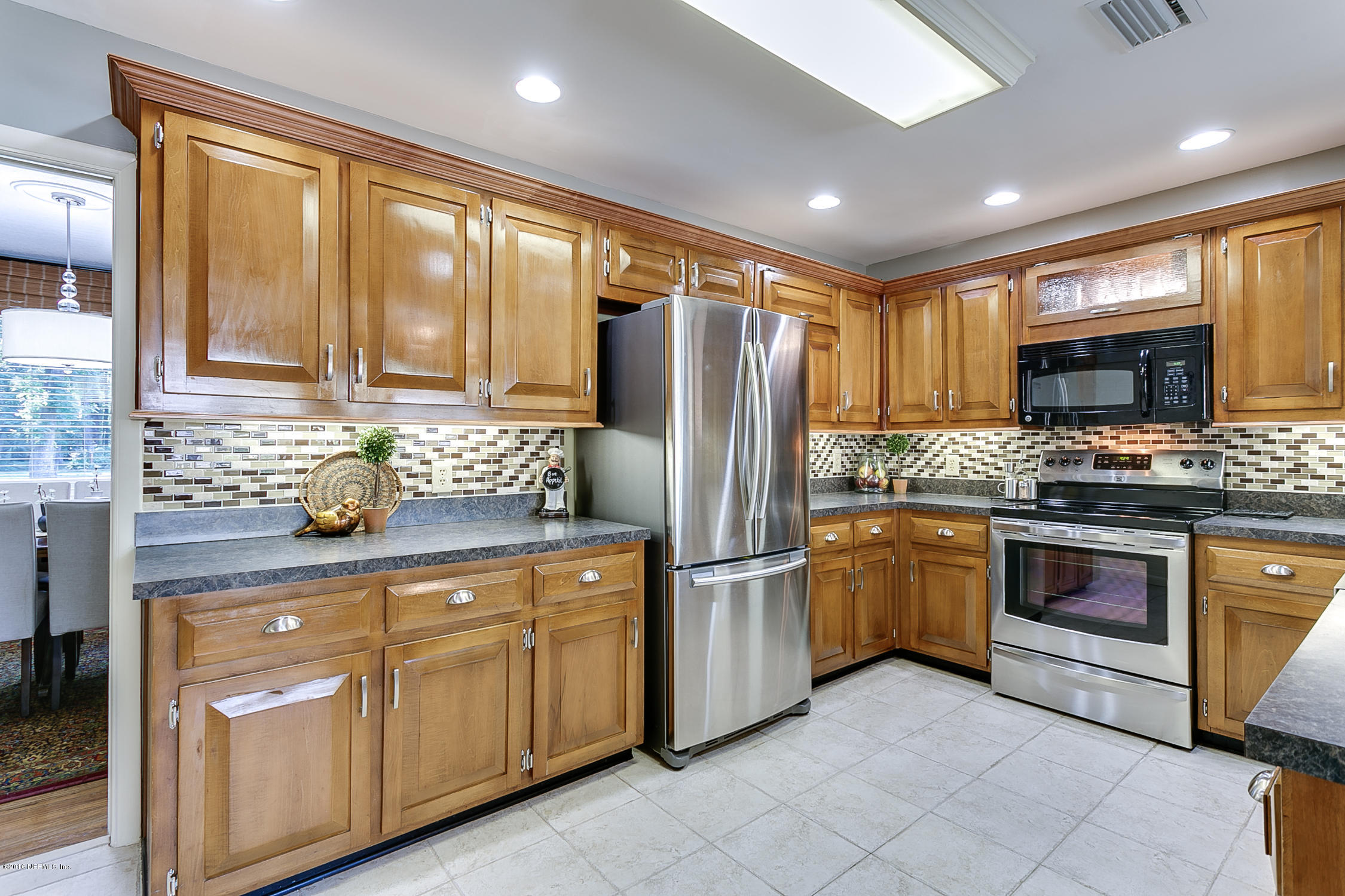 242 River Road Orange Park, FL 32073 - Photo 21 of 40 Kitchen_View_2