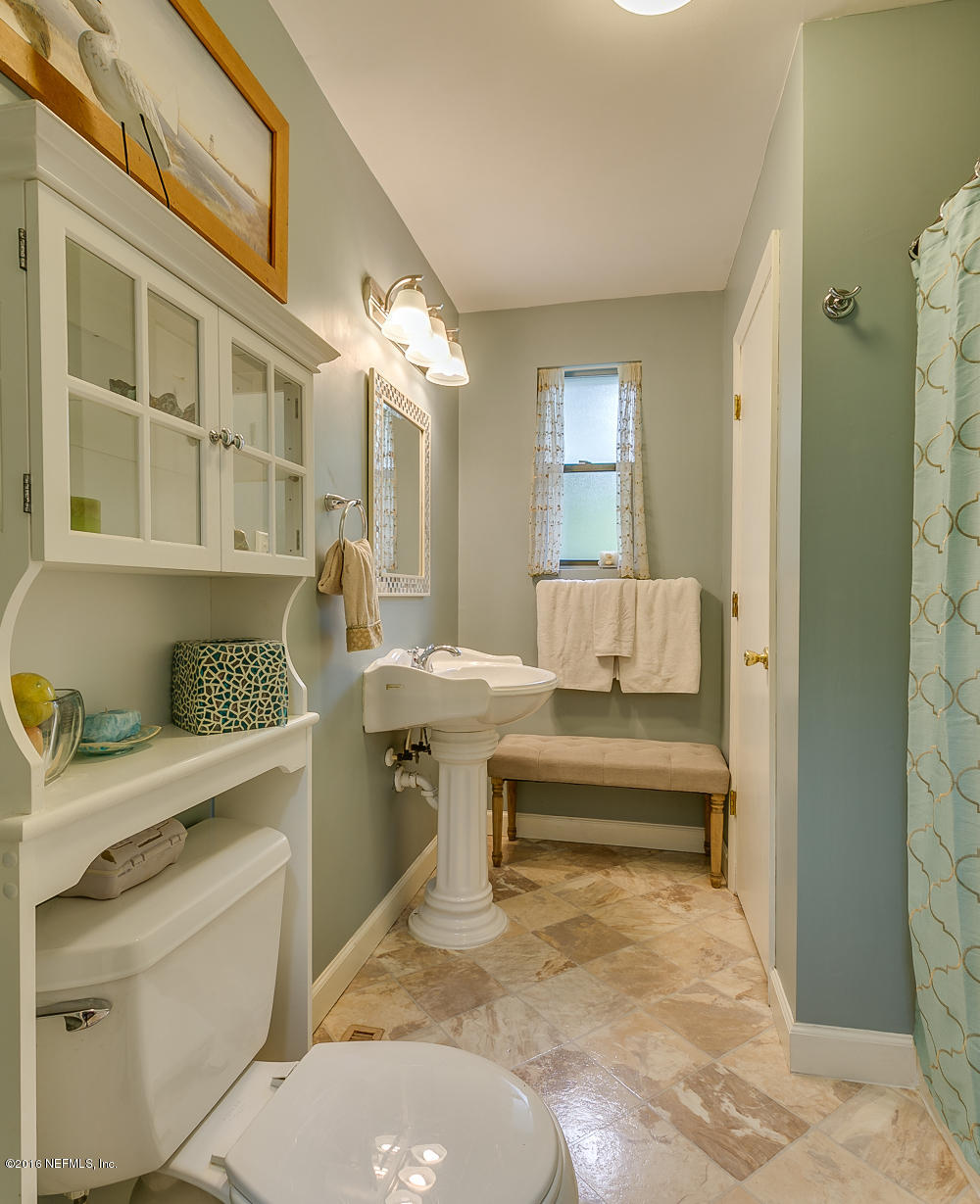 242 River Road Orange Park, FL 32073 - Photo 29 of 40 Bathroom_2