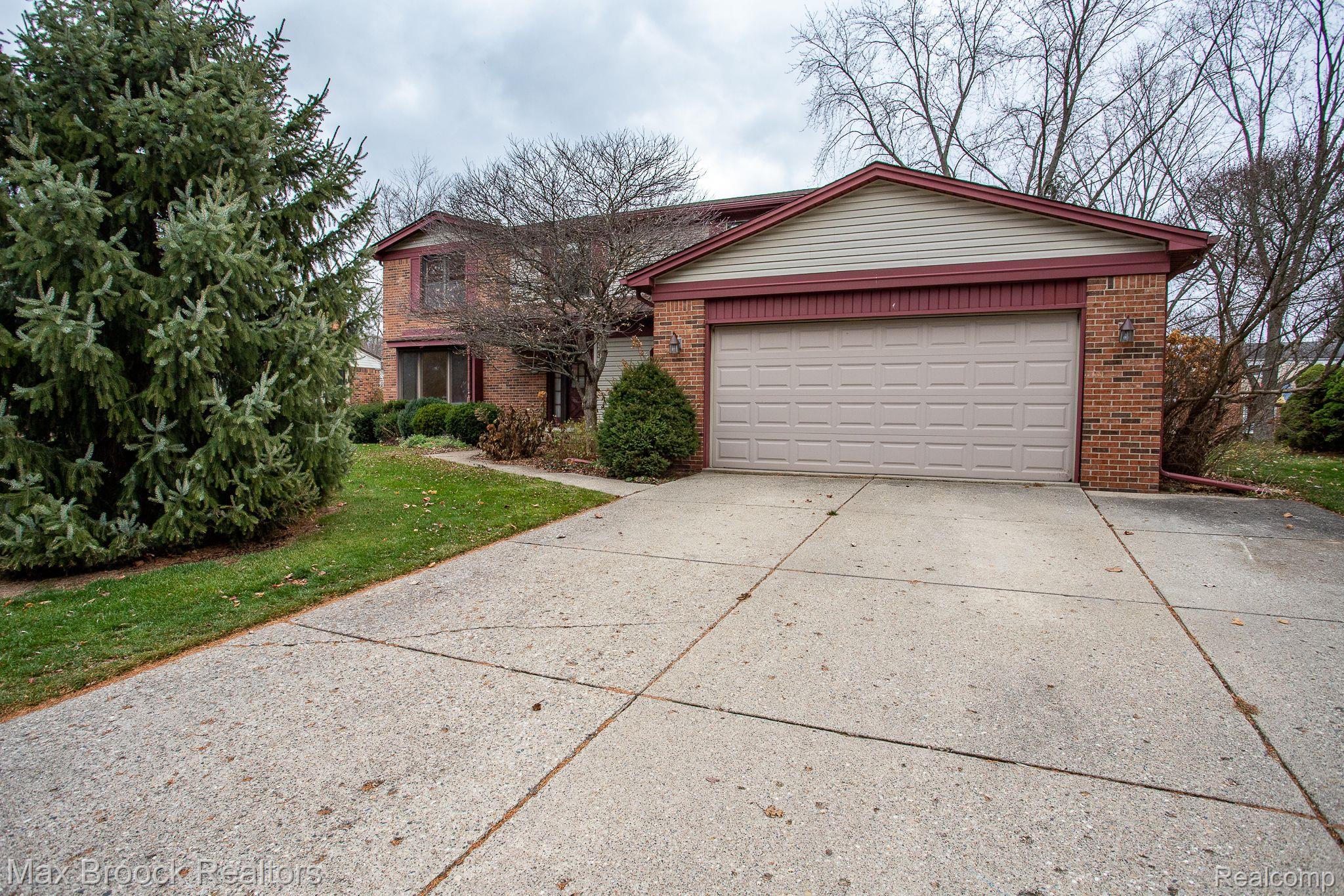 821 Hampton Circle Rochester, MI 48307 - Photo 5 of 60 Gallery Image 5