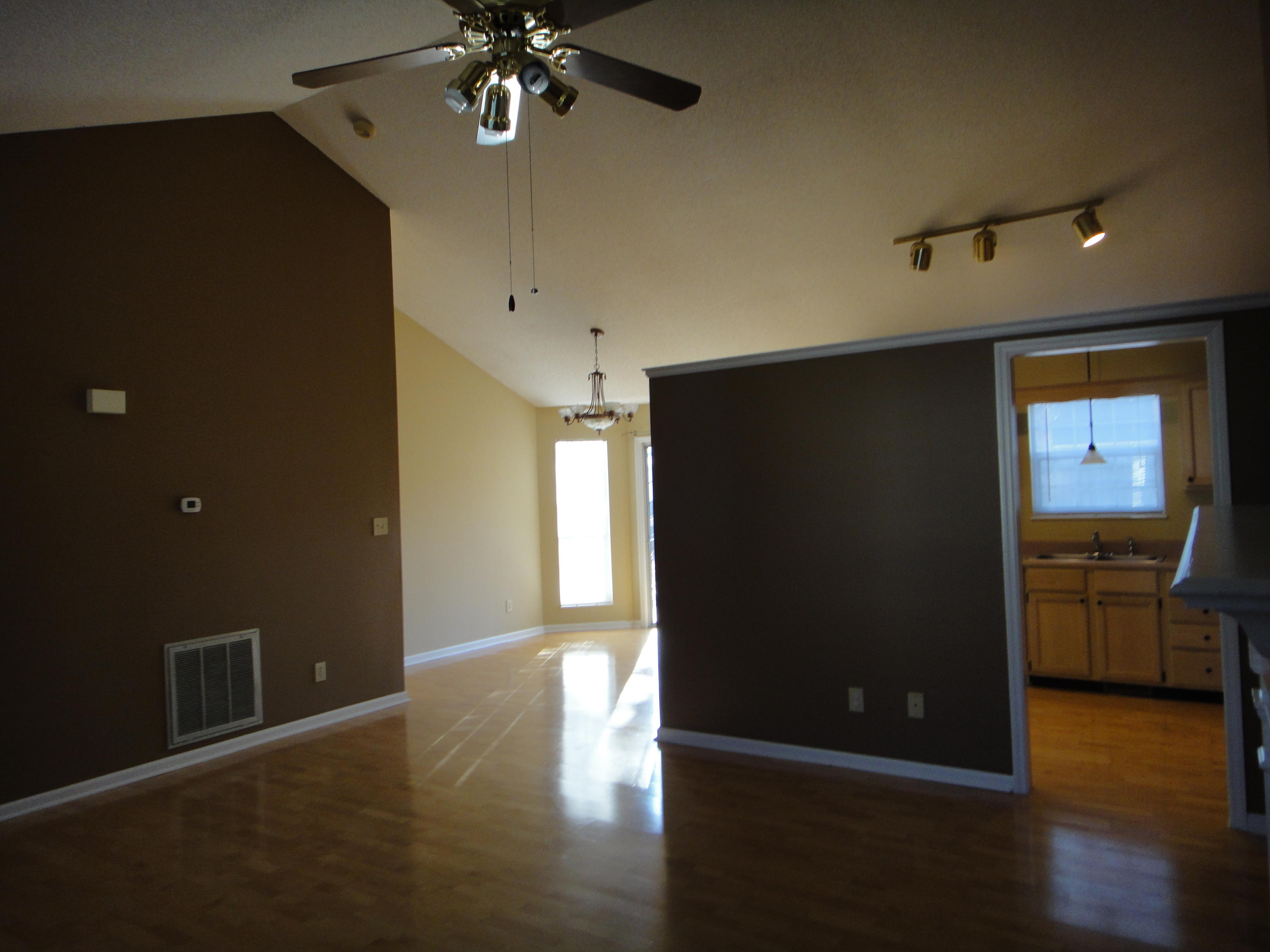 7817 Signal Station Road Knoxville, TN 37920 - Photo 5 of 6 DSC04470