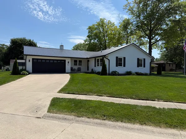 $294,900 | 1012 Canterbury Drive, Celina, OH 45822