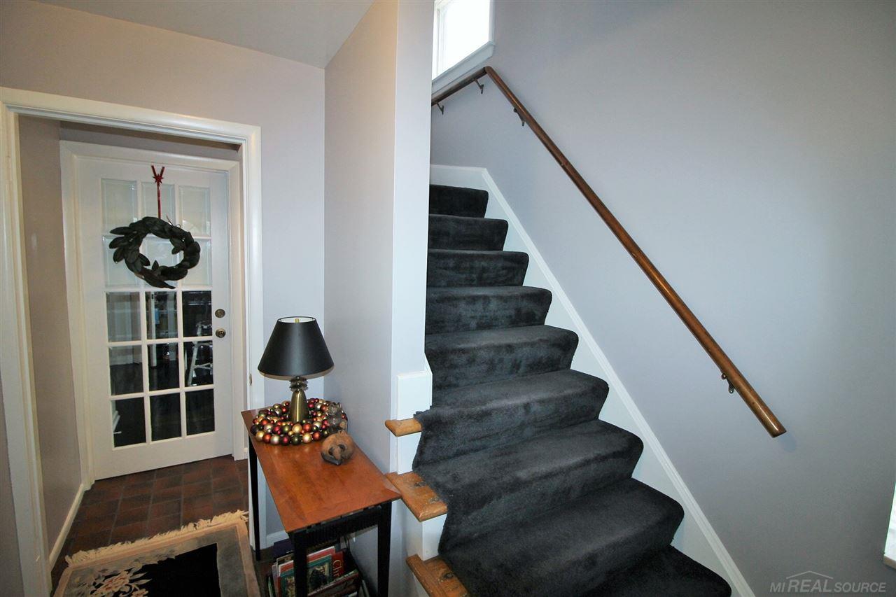 735 Harcourt Road, Unit 737 Grosse Pointe Park, MI 48230 - Photo 16 of 55