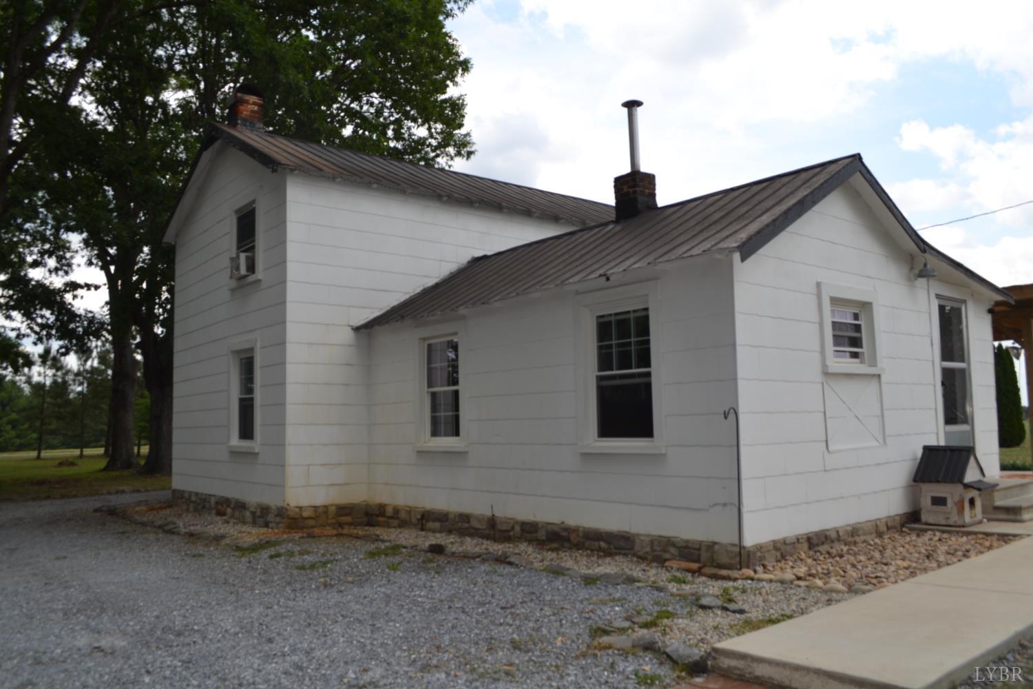 6387 Red House Road Rustburg, VA 24588 - Photo 10 of 38 a front view of a house