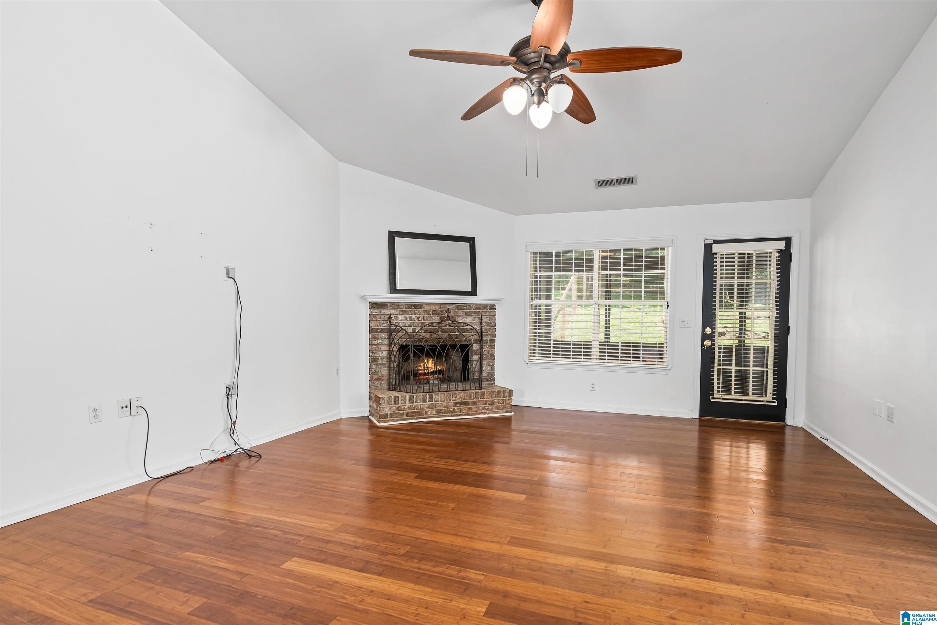 7801 South View Lane Bessemer, AL 35022 - Photo 7 of 26