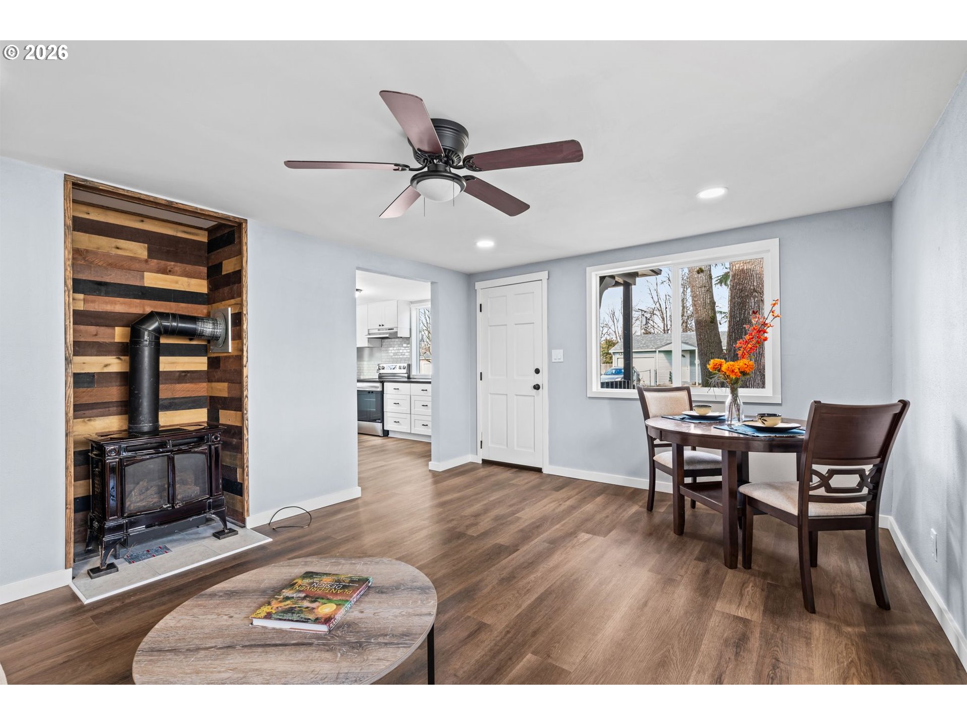 535 Pacific Avenue Springfield, OR 97477 - Photo 4 of 23