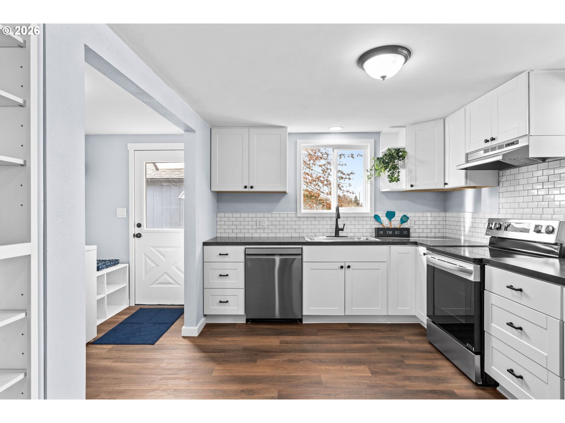 535 Pacific Avenue Springfield, OR 97477 - Photo 9 of 23