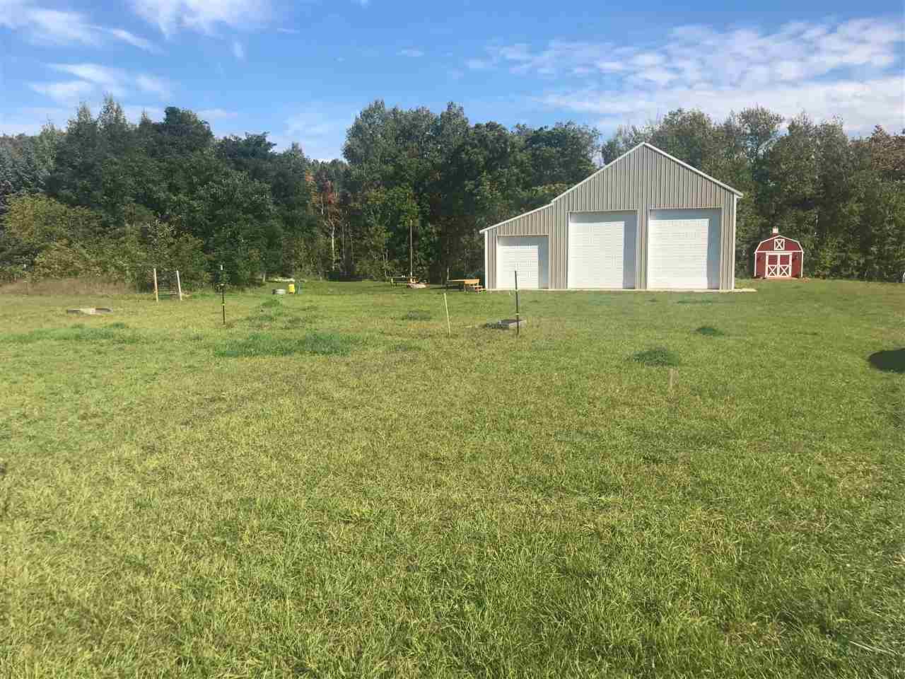 11078 East Pobuda Road Suttons Bay, MI 49682 - Photo 5 of 37 1880882-4.JPG