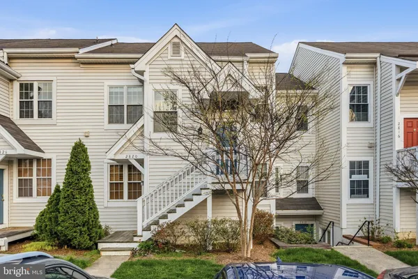 $539,000 | 2822 Yarling Court, Falls Church, VA 22042