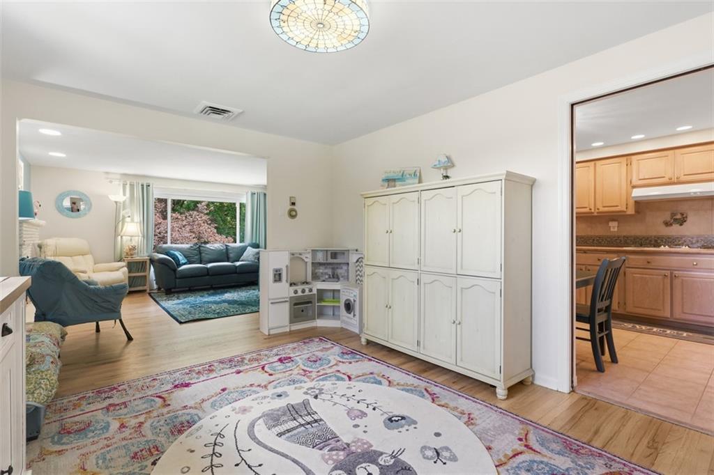 6725 Verona Road Verona, PA 15147 - Photo 10 of 35