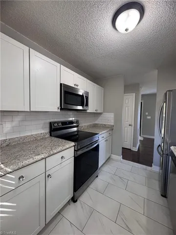 $1,600 | 204 Bingham Street, Greensboro, NC 27401