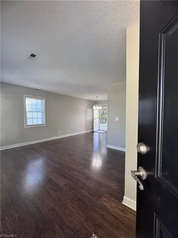 $1,600 | 204 Bingham Street, Greensboro, NC 27401