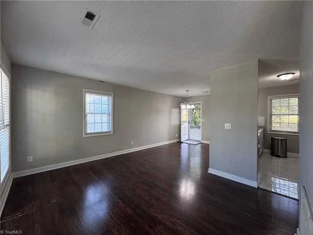 $1,600 | 204 Bingham Street, Greensboro, NC 27401