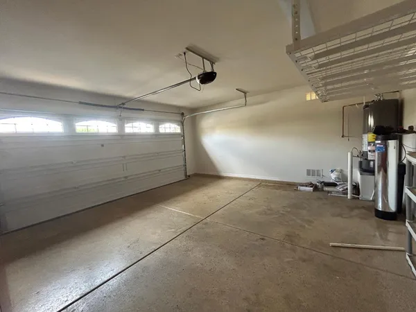 $2,795 | 5537 West Desert Hollow Drive, Phoenix, AZ 85083