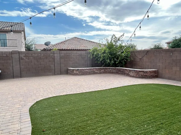 $2,795 | 5537 West Desert Hollow Drive, Phoenix, AZ 85083