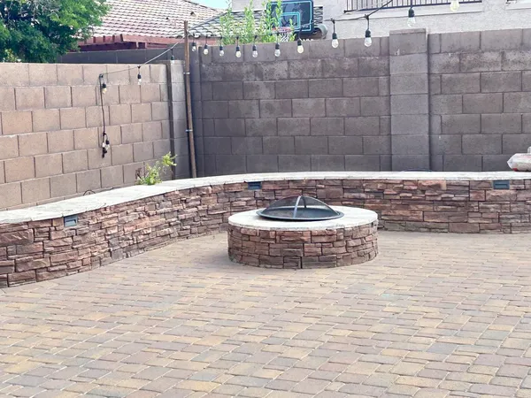 $2,795 | 5537 West Desert Hollow Drive, Phoenix, AZ 85083