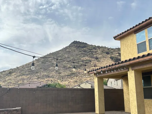 $2,795 | 5537 West Desert Hollow Drive, Phoenix, AZ 85083
