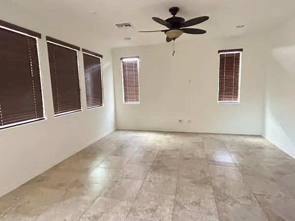 $2,795 | 5537 West Desert Hollow Drive, Phoenix, AZ 85083