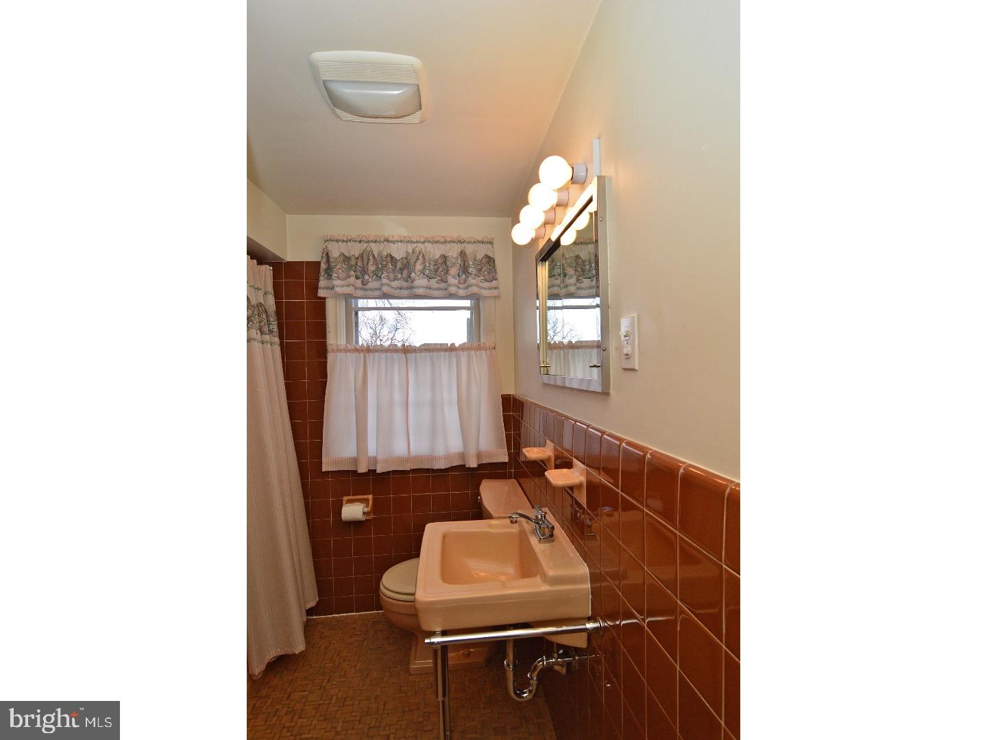 99 Pine Street Reading, PA 19607 - Photo 14 of 25
