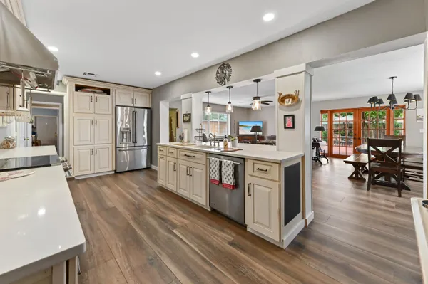 $699,900 | 1560 Roy Drive, West Palm Beach, FL 33415