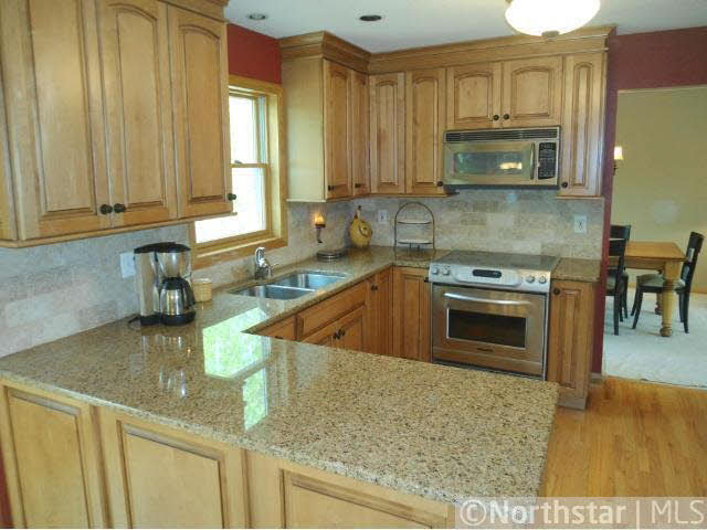 18556 Wynnfield Road Eden Prairie, MN 55347 - Photo 5 of 16 Gallery Image 5