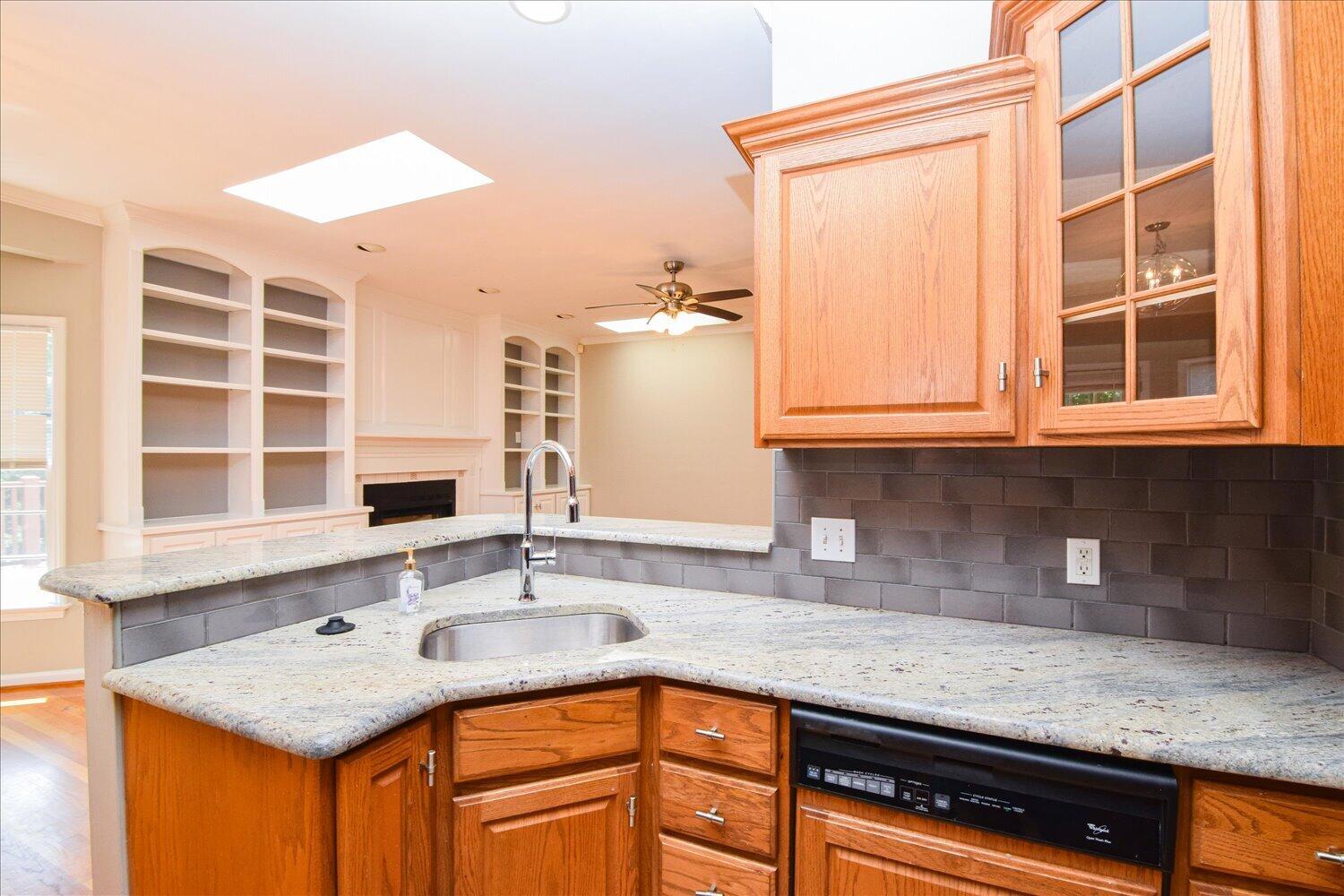 08-3598 Grandin-8