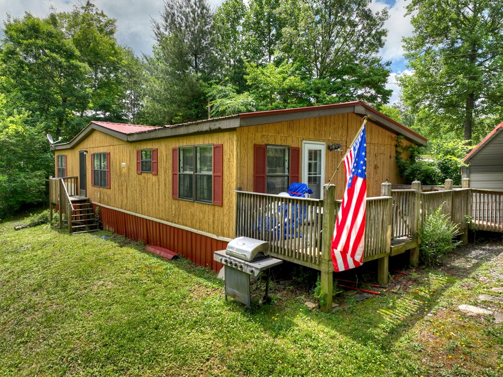 665 Ridgeview Road Morganton, GA 30560 - Photo 3 of 34