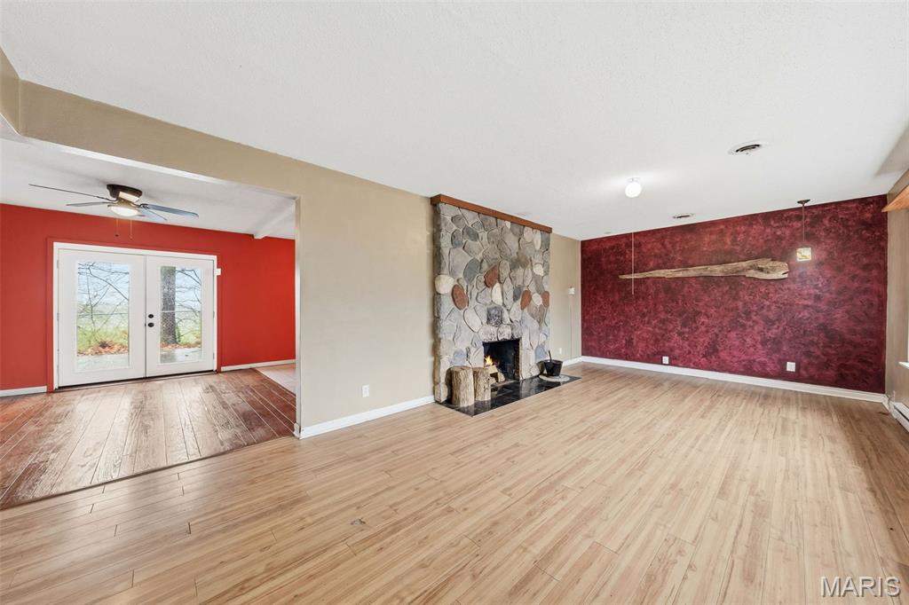 1227 Teson Road Hazelwood, MO 63042 - Photo 5 of 24