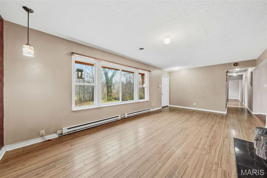 1227 Teson Road Hazelwood, MO 63042 - Photo 6 of 24