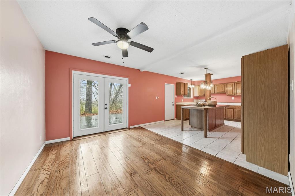 1227 Teson Road Hazelwood, MO 63042 - Photo 7 of 24