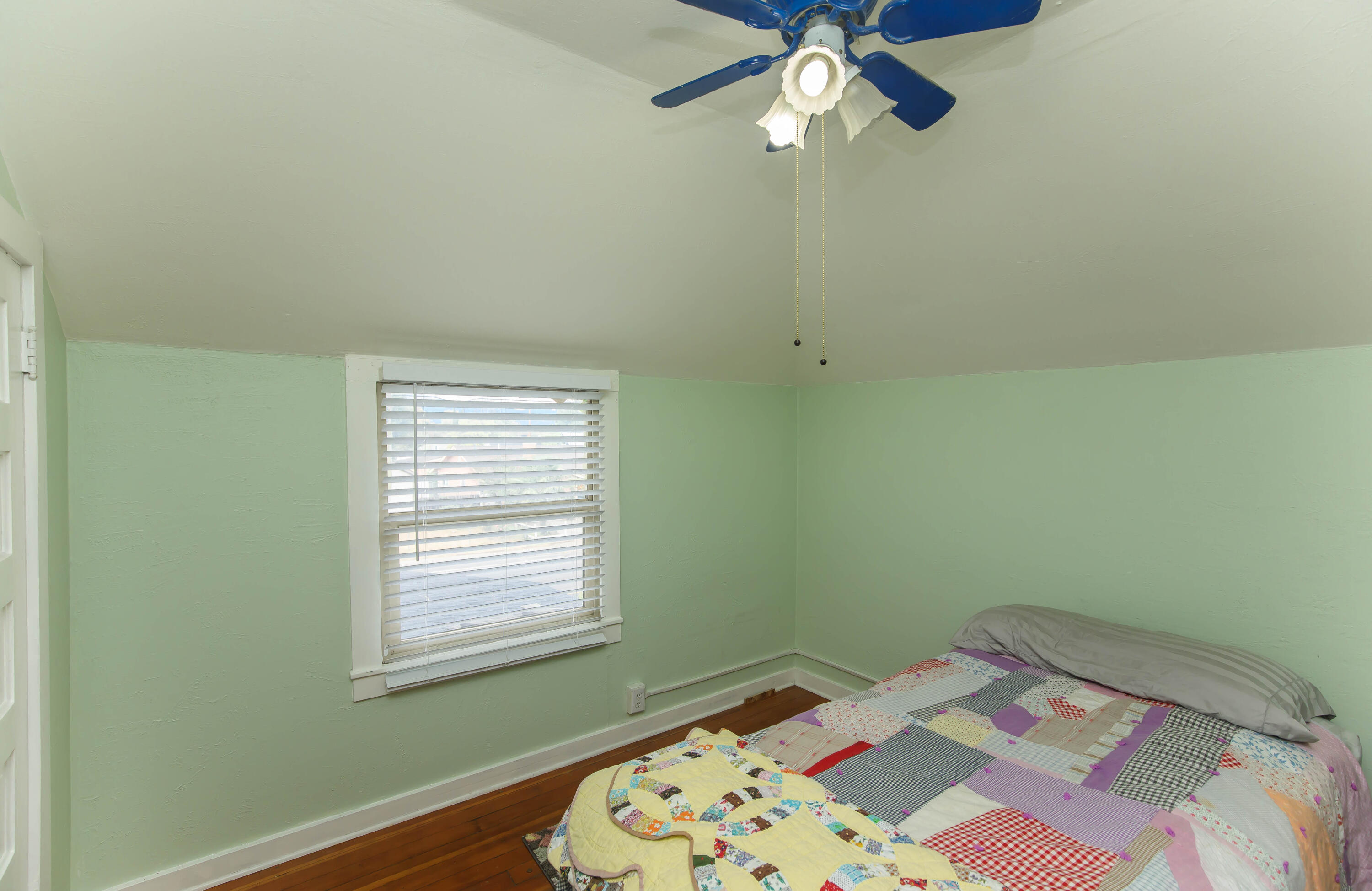 854 West 2nd Street Medford, OR 97501 - Photo 27 of 39 26