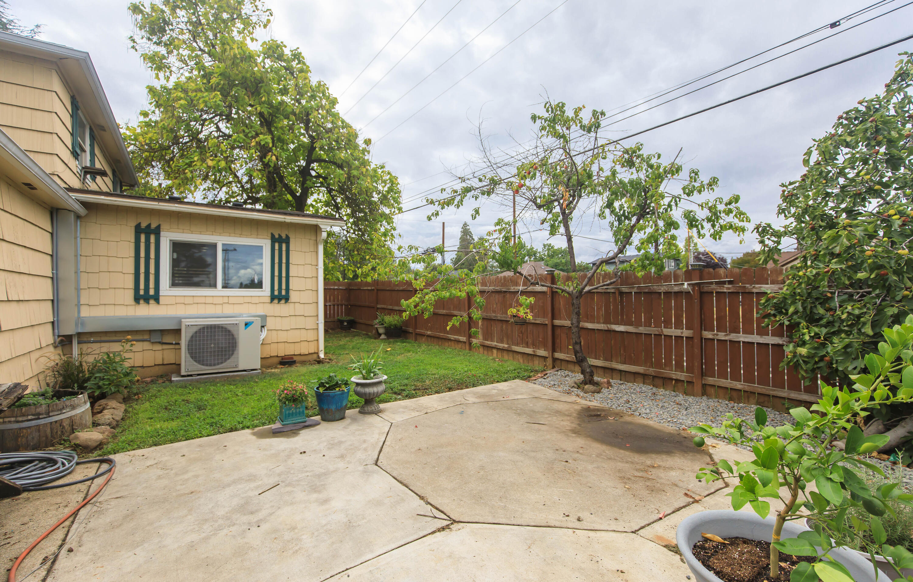 854 West 2nd Street Medford, OR 97501 - Photo 36 of 39 35