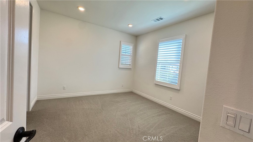 112 Graphite Irvine, CA 92620 - Photo 36 of 46